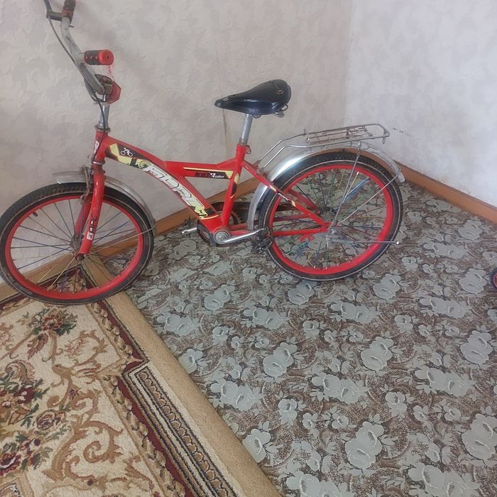 Продам велосипед и самокат
