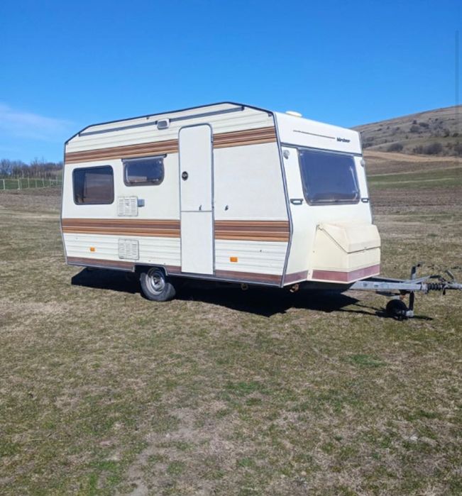 Vând rulotă buerstner cu acte