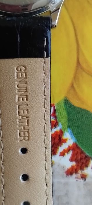 Продавам оригинален часовник Casio