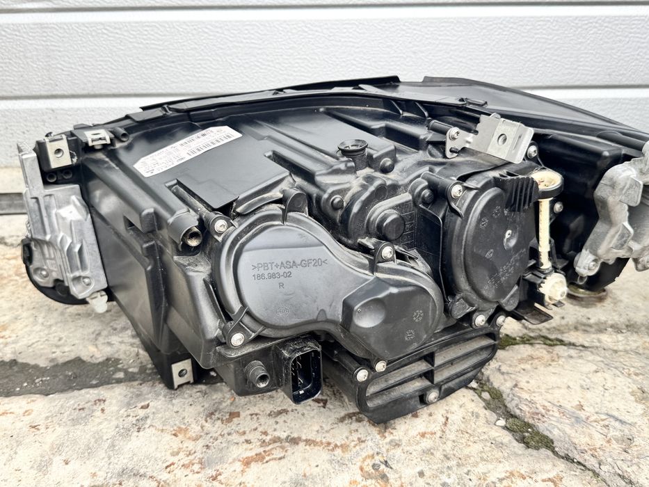 Set Faruri Bmw f10 f11 adaptive led originale complete !!!