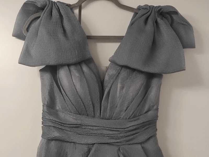 Rochie elegantă de seară lungă în formă de A