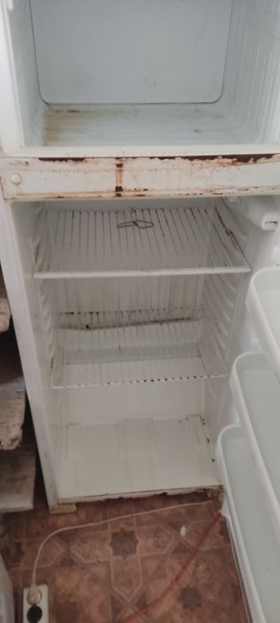 Продам холодилник