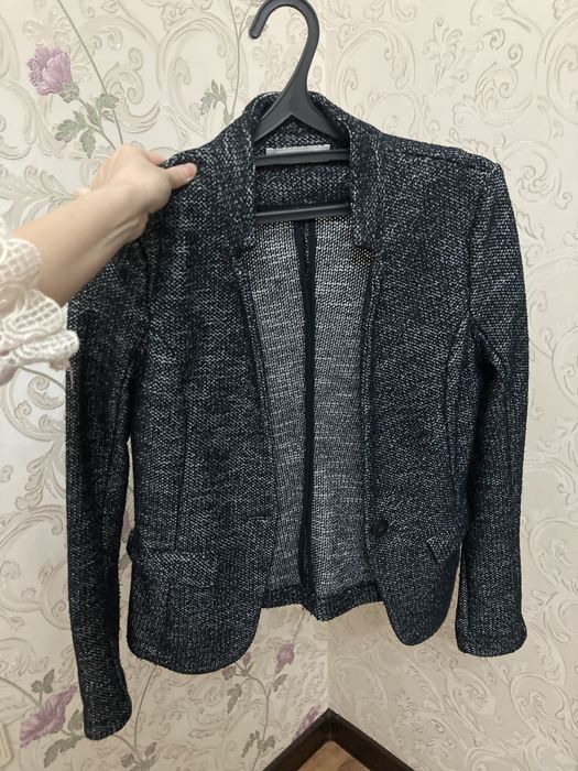 Продаю пиджаки хорошего качество