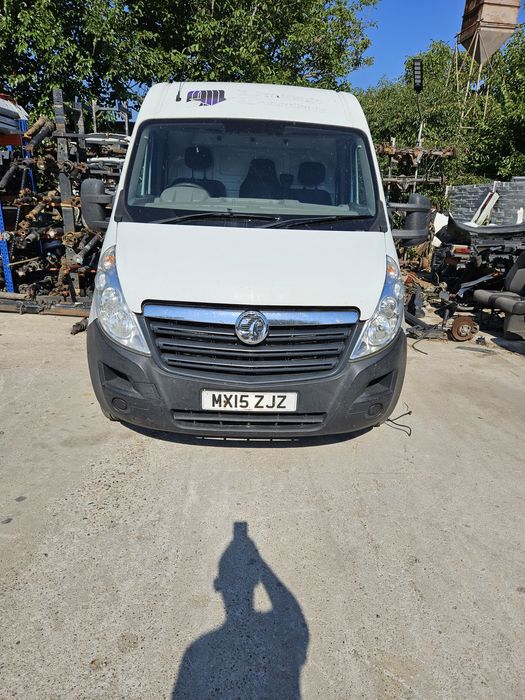 Dezmembrez opel movano 2.3