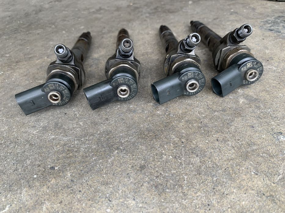 injectoare BMW 1 N47D20C 2.0 D 143 177cp X1 seria 3 E90 E91 0445110289