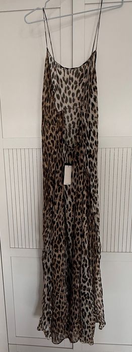 Новое платье из вискозы 100%