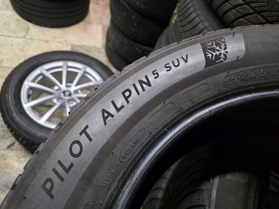 2бр Зимни гуми 225 60 18 - Michelin