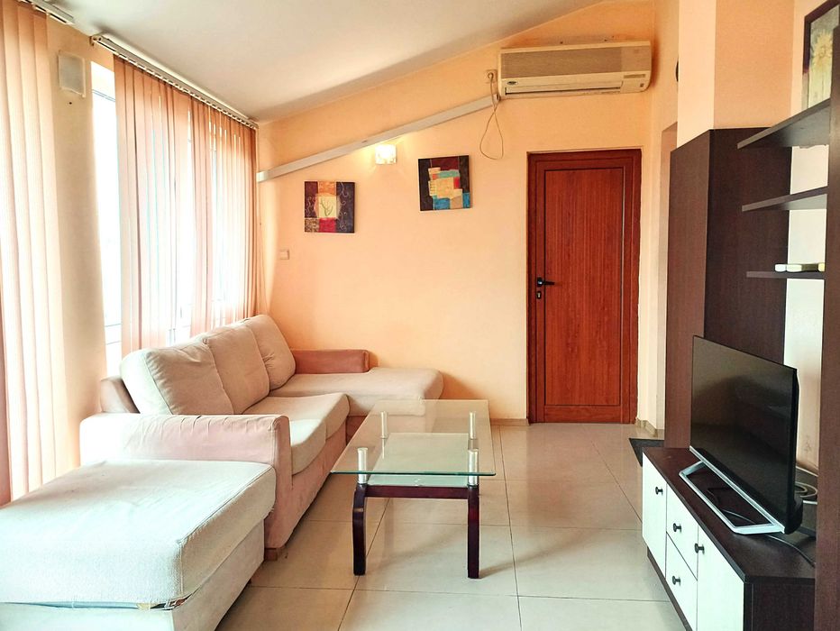 Дава се под наем Двустаен апартамент в Несебър - 68 кв.м за 382.5 € - Снимка #3