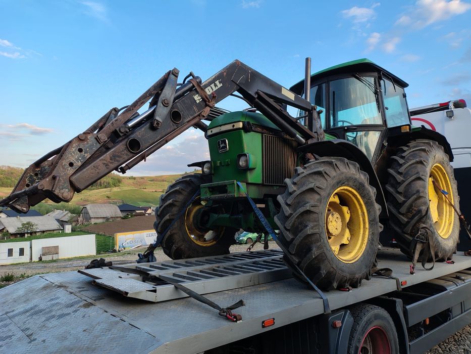Dezmembrez Tractor John Deere 3040 cu incarcator frontal