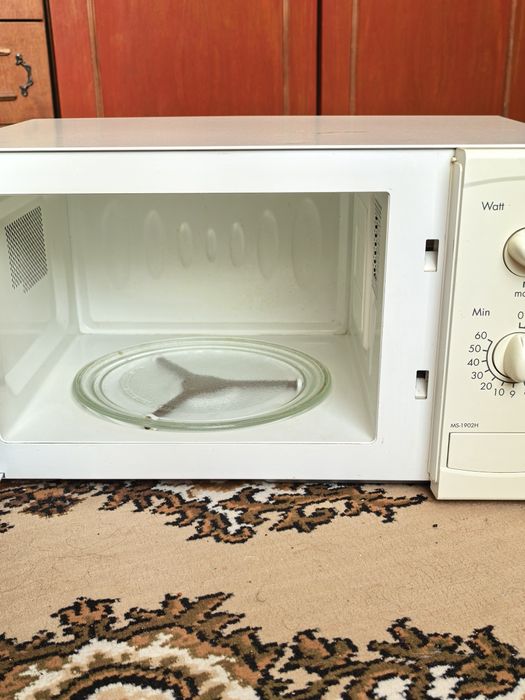 Микроволновка Микроволновая печь