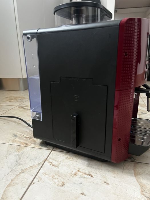 Espressor automat KRUPS Essential EA816570