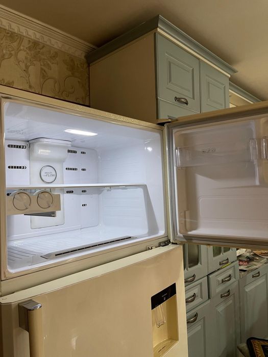 Холодильник сенсорный