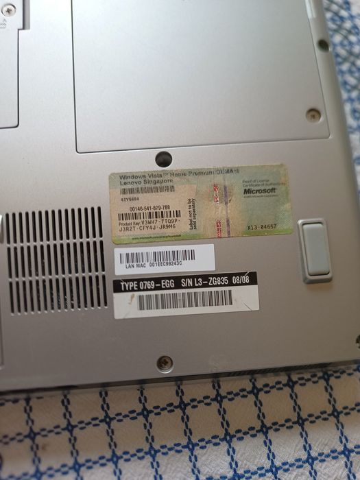 Лаптоп lenovo model 0769
