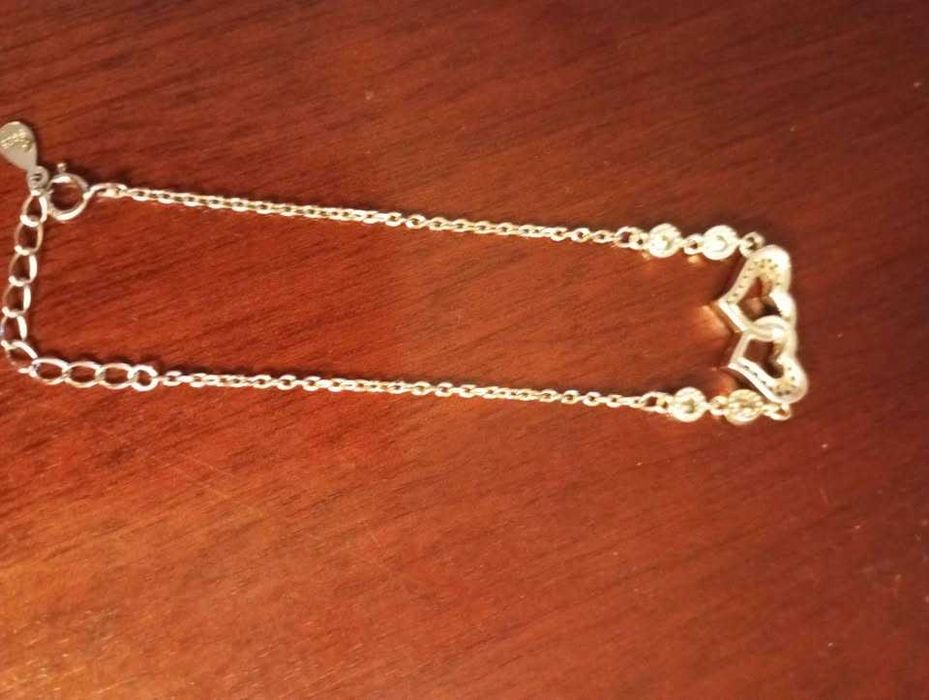 Сребърна гривна за жени