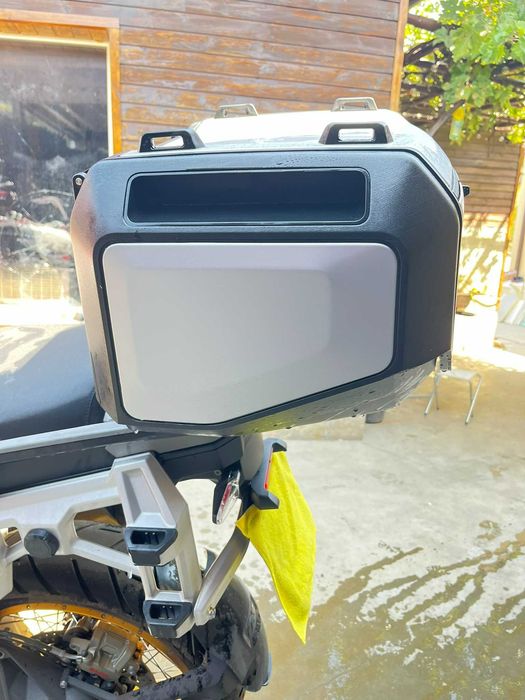Куфар за БМВ R1300 GS
