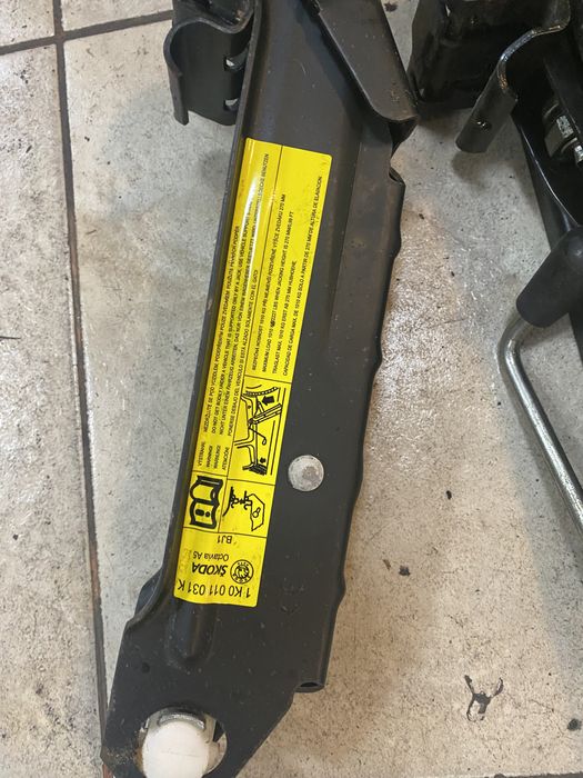 Cricuri auto originale bmw / skoda / audi / mercedes / 150 lei bic