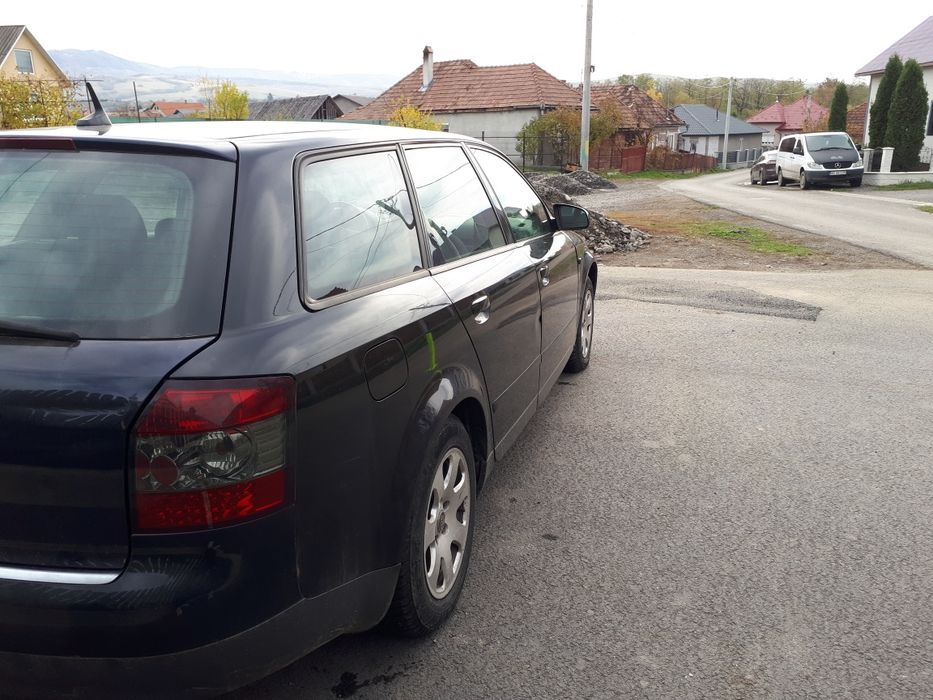 Vând Audi a4 1.9 131kai