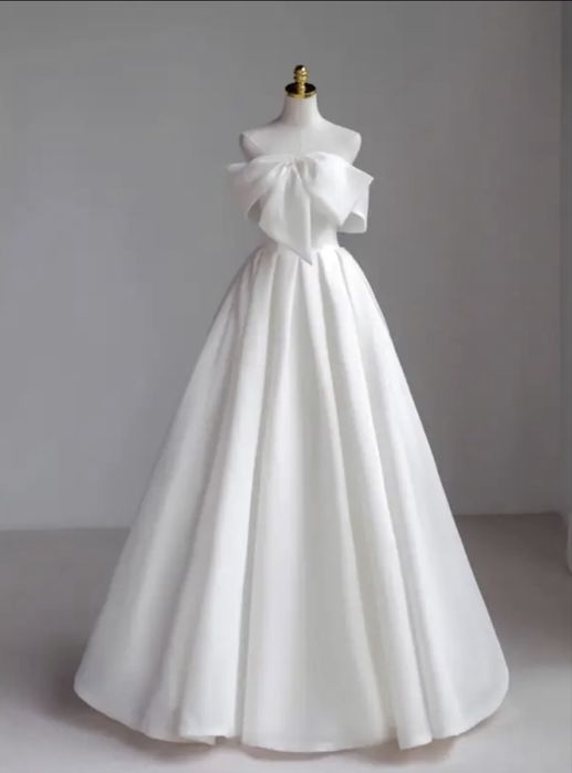 длинное белое платье