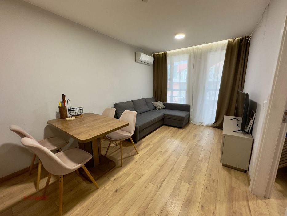Продава се Двустаен апартамент в к.к. Слънчев бряг - 44 кв.м за 2500 €/кв.м - Снимка #1