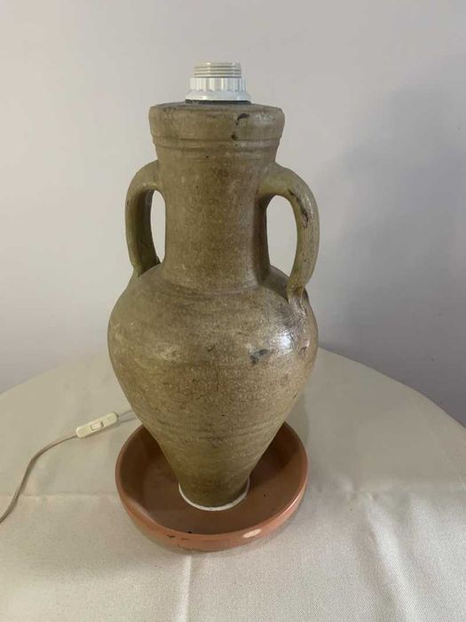 Veioza carafa din lut