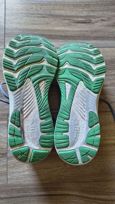 Asics gel kayano 29, nr 45, 29 cm