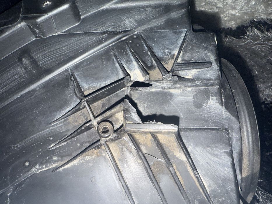 Vand Far dreapta pentru piese VW Tiguan 2013