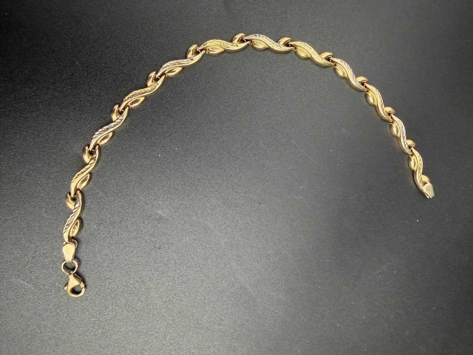 Dracula Amanet: Bratara de Aur 4.39Gr/14K.