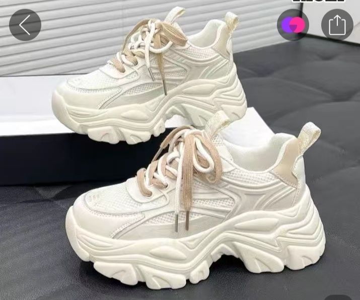 Последняя пара 35 размер. Цена 6000