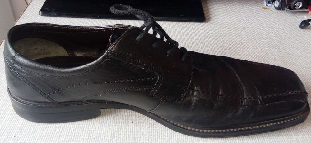 Официални мъжки кожени обувки Clarks Cushion Cell