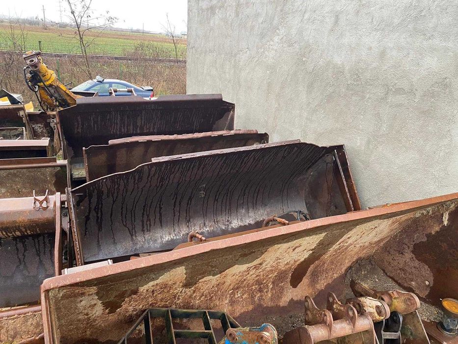 Cupe second hand pentru incarcatoare frontale, JCB, Liebherr ...