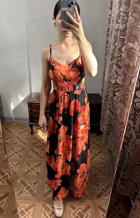 Платье яркое летнее