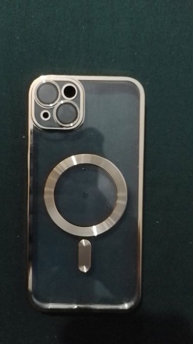 Vând huse de iphone