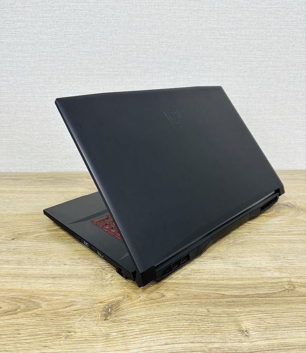 Msi Katana GF76 11UC Gamers