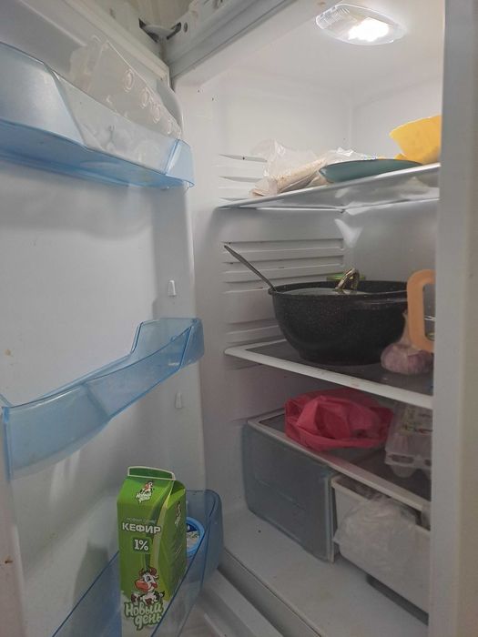 холодильник б/у в хорошем состоянии