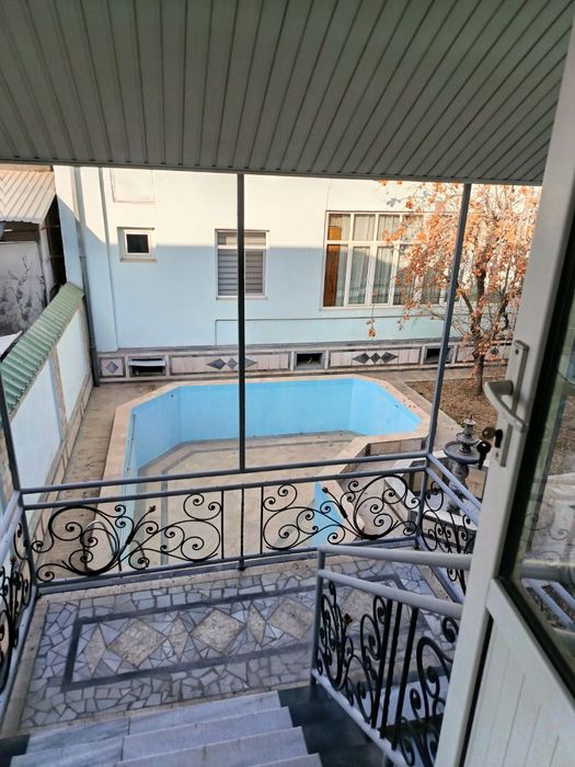 Ховли сотилади. Яшнобод.