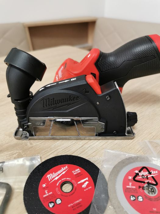 Flex m12  milwaukee destinat pietei de America