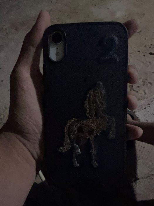 Iphone xr сатлады