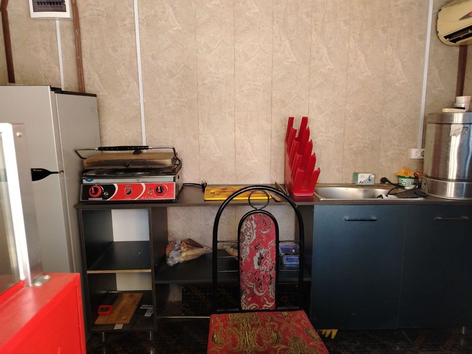 Продаётся Фудтрак с оборудованием внутри. Фудтрак сотилади ич. жихозла