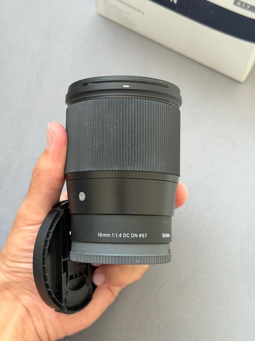 Объектив Sigma 16mm f1.4 для Sony E