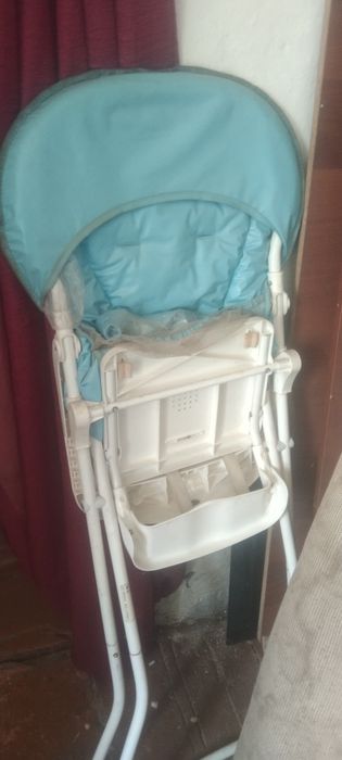 Детское кресло, кровать для малыша