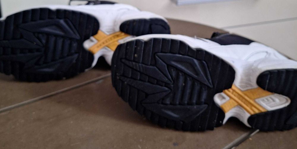 Маратонки Adidas 36р.