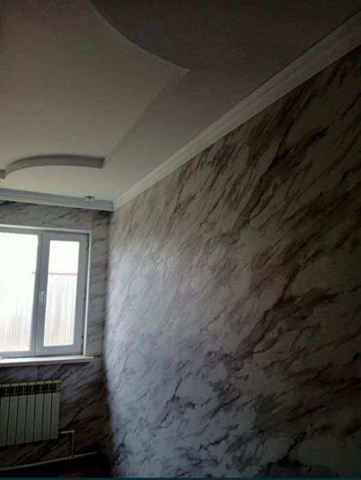 Поклейка обоев  ремонт