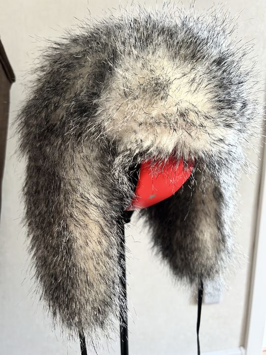 Стильная шапка-ушанка