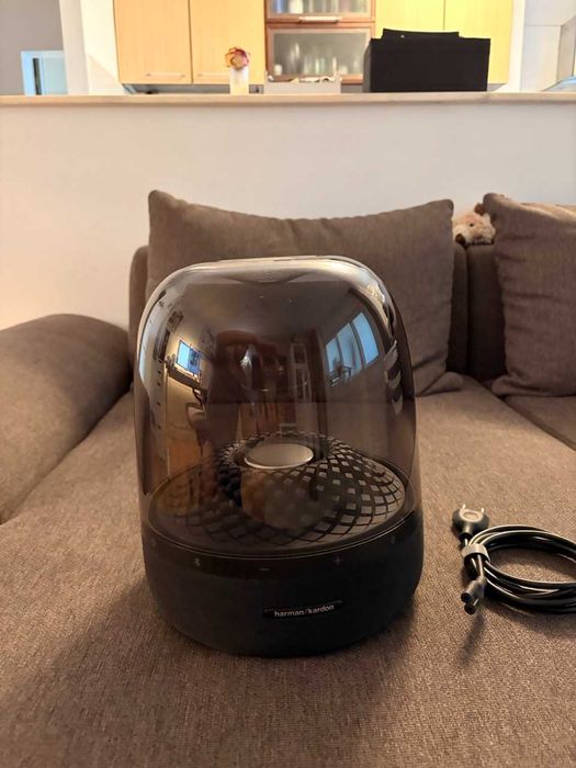 Boxa HARMAN KARDON Aura Studio 4, 130W, Bluetooth, negru  - impecabila
