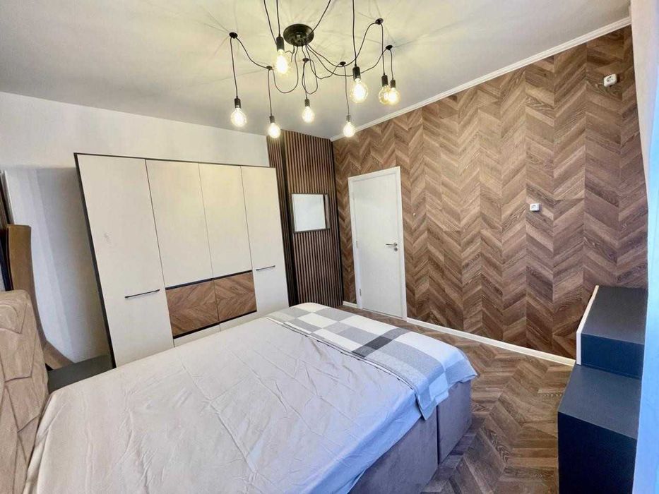 Тристаен апартамент в кв.Смирненски