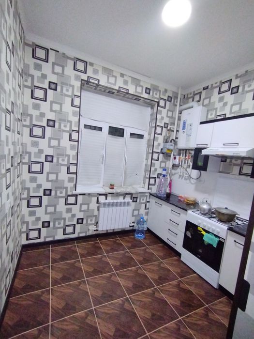 Uy sotiladi. Shoshilinch