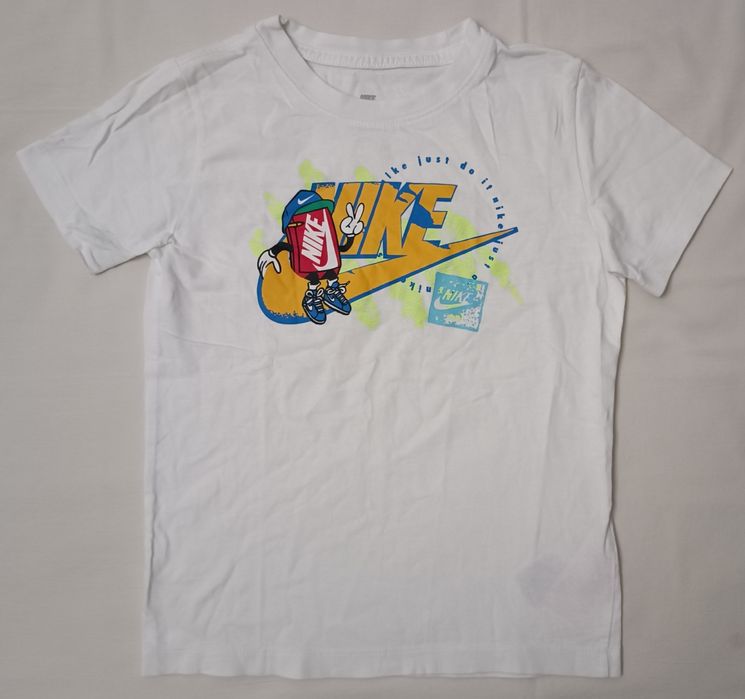 Nike Sportswear Swoosh Tee оригинална тениска ръст 128-137см Найк памук фланелка