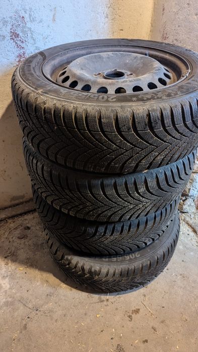 Jante + cauciucuri iarna Ford Focus MK3