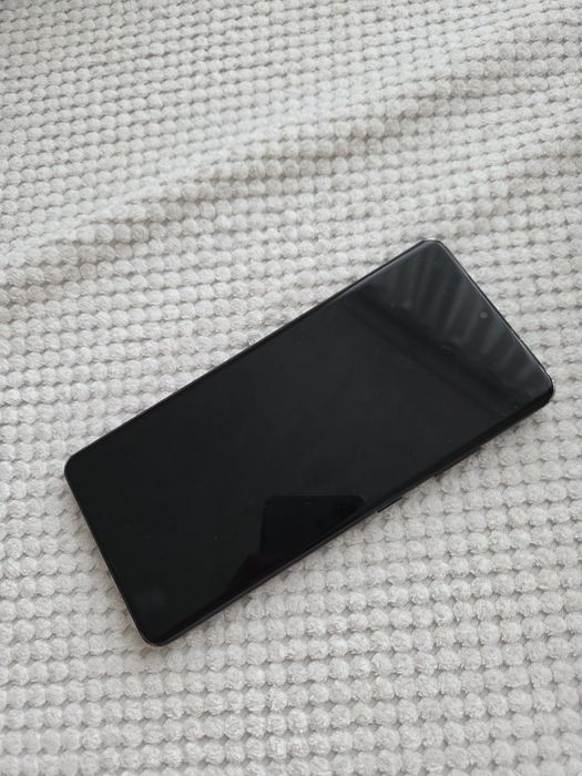 Продам Samsung galaxy S21 Ultra