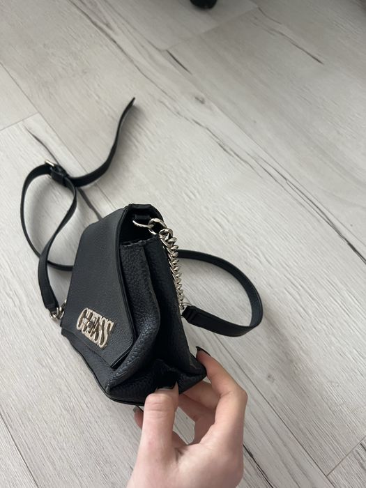 Чанта guess.